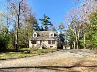 12 Country Side Ln, Moultonboro, NH 03254