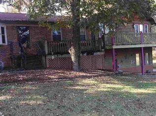 304 Indiana Ave, Etowah, TN 37331