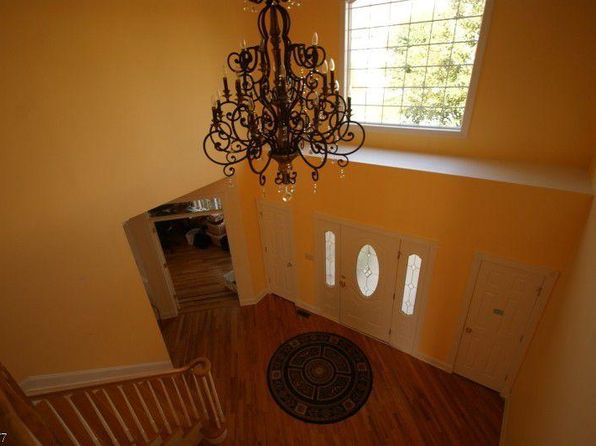 27 Cobblers Cir