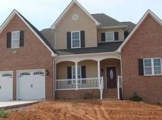 1126 Farmington Dr, Forest, VA 24551