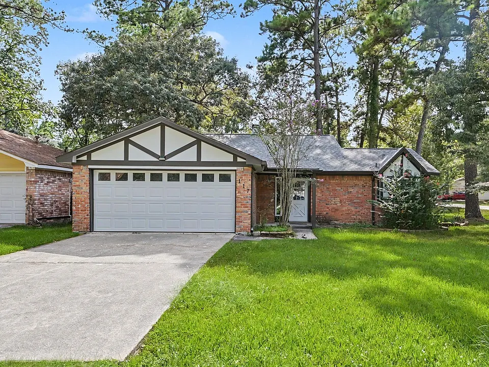 117 N Woodstock Circle Dr