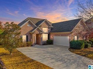 109 Oxmoor Dr, Helena, AL 35080