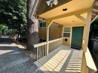 7921 SE Taggart St, Portland, OR 97206