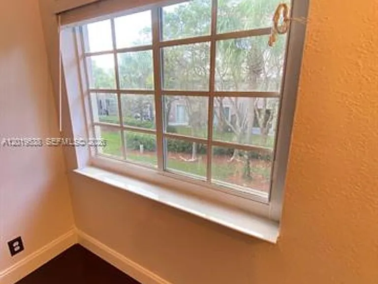 2041 Pompeii Ct #2014 — Photo 28