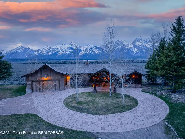 13095 Craighead Ln, Moose, WY 83012