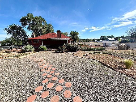 Xeriscaped Front Yard