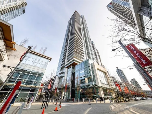 4670 Assembly Way #2110, Burnaby, BC V5H 0H3