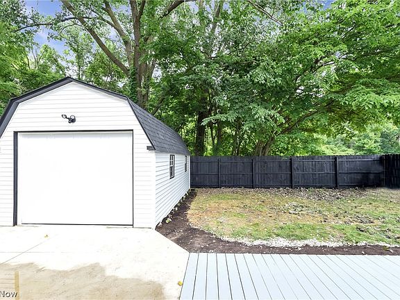 3rd image of 3001 Brenner Dr