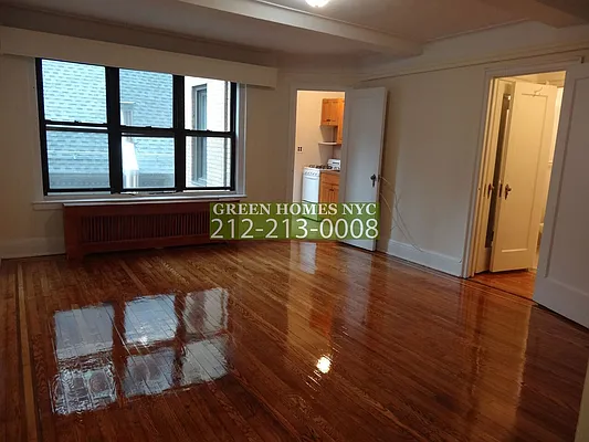 Rented by Green Home NY Realty LLC | media 18