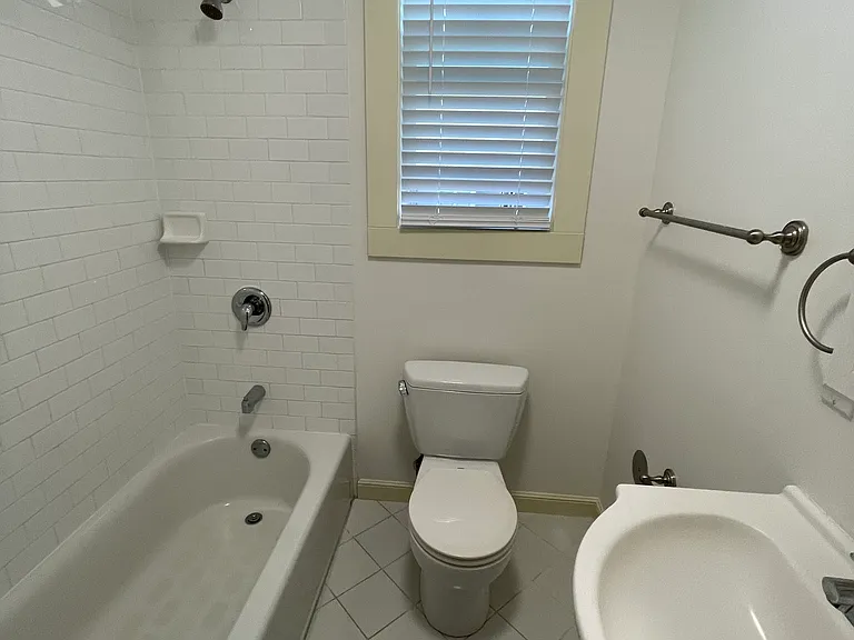 1525 Spruce St #27 — Photo 7