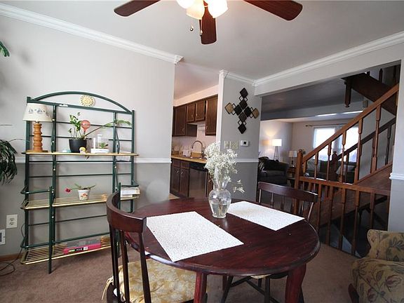 4th image of 1636 Longbow Ln