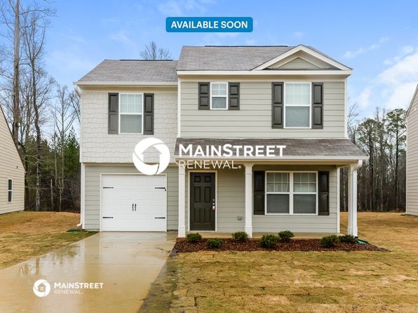 690 Clover Cir