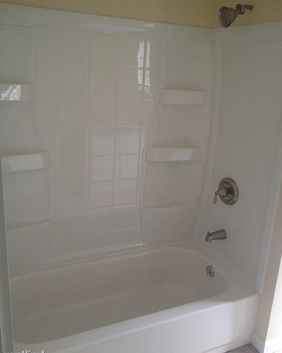 2nd image of 206 W Green St APT 3