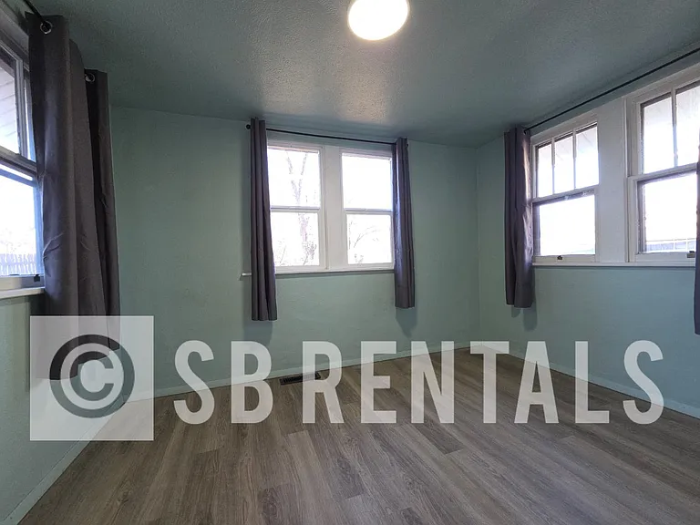 1615 Medora St — Photo 5