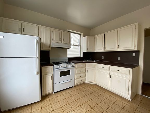2nd image of 25-11 41st St #1A
