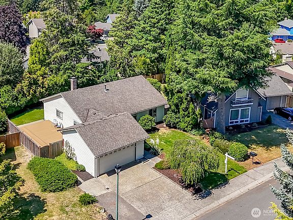 4th image of 17229 160th Avenue SE