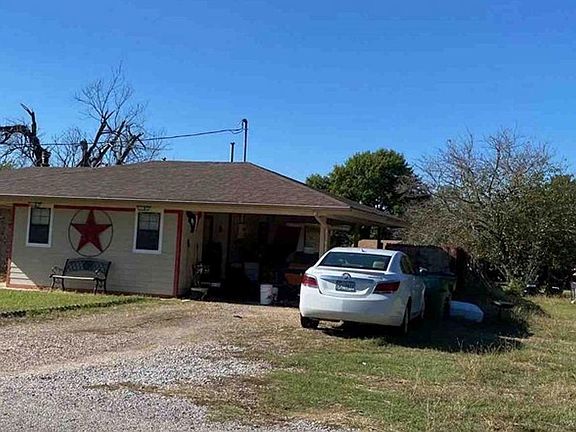 2nd image of 136 Runaway Bay Dr