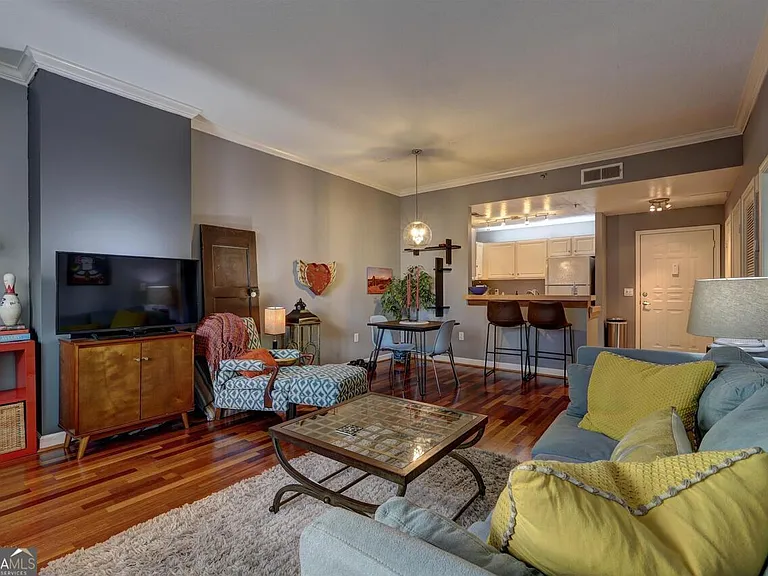 1101 Juniper St NE #106 — Photo 31