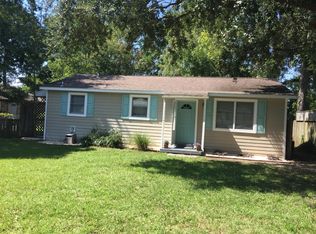 830 Armsway St, Mount Pleasant, SC 29464