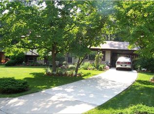 814 Crystal Ct, Gaithersburg, MD 20878