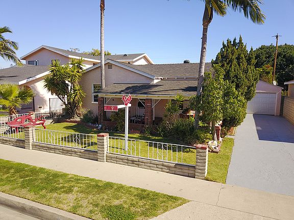5th image of 15156 Leahy Ave