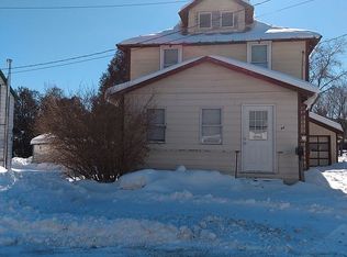 44 Thomas St, Richford, VT 05476