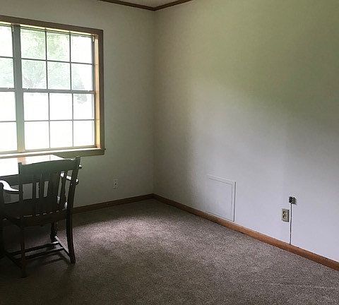5th image of 907 Reen Dr
