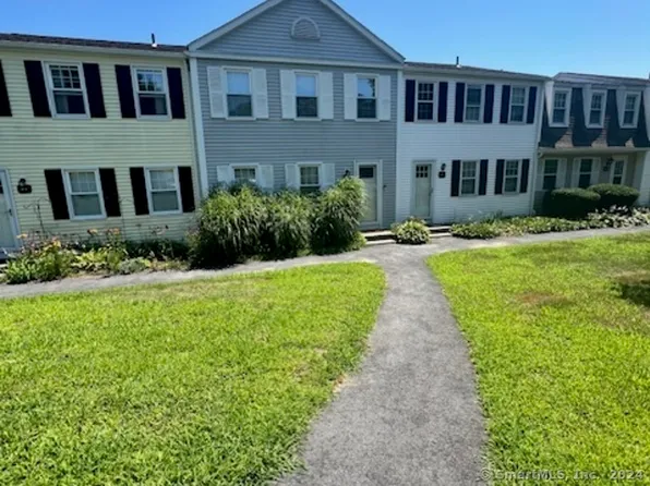 9M Lakeside Drive, Ledyard, CT 06339