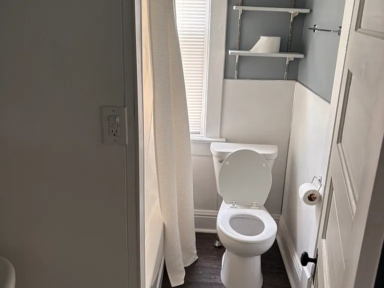 419 Alice Ave — Photo 2