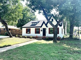 1001 Ogden Ave, Cockrell Hill, TX 75211