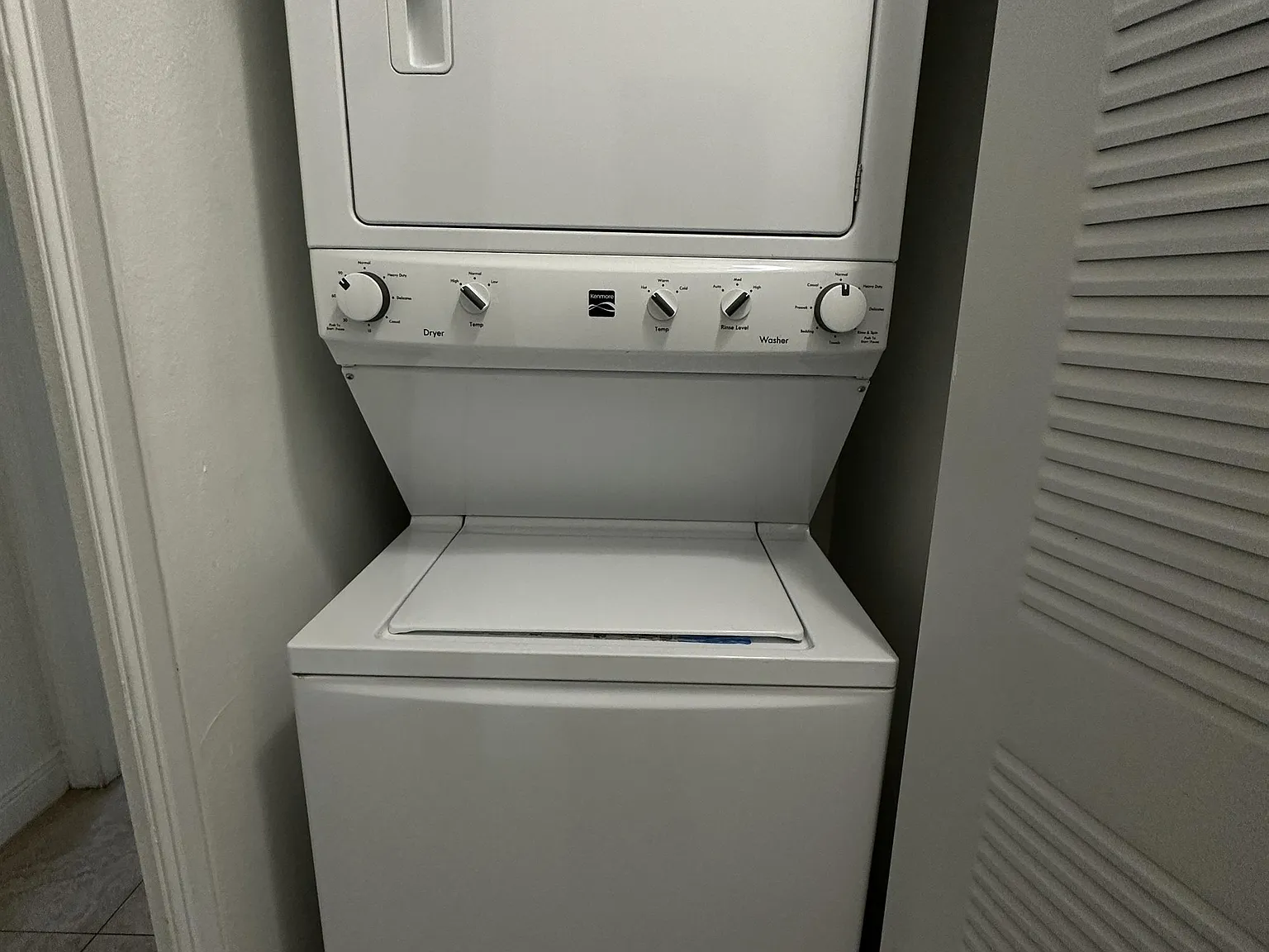 Miami Gardens Park Apartments - 18120 - 206 — Photo 4