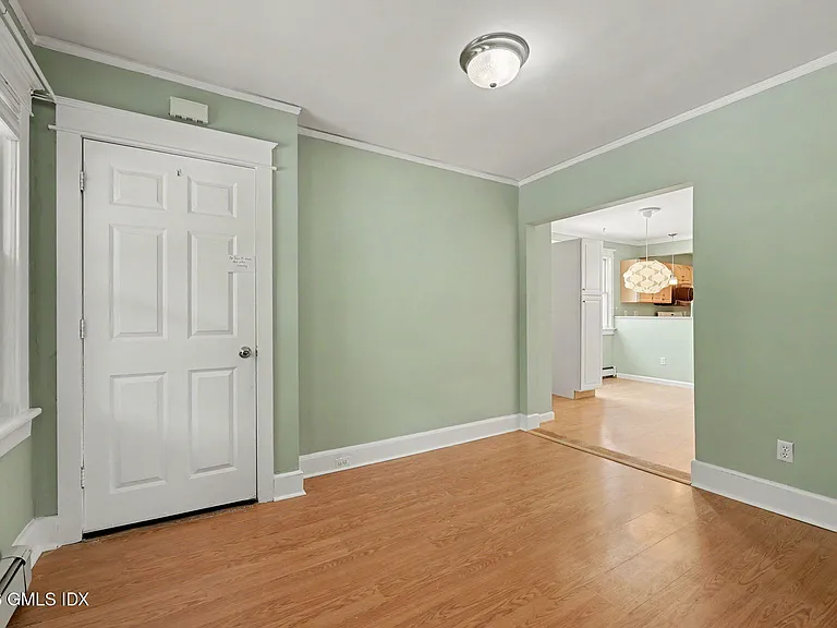11 Bible St #1 — Photo 3
