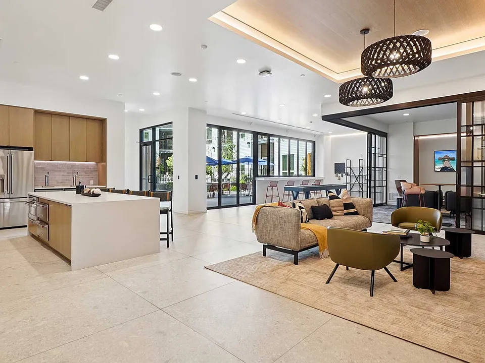 Gather, unwind, or host with ease in stylish resident spaces designed for connection, conversation, and everyday comfort.