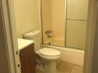 5406 Swenson St #1, Las Vegas, NV 89119