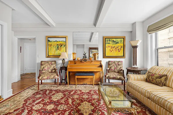 Sold by Compass | media 1