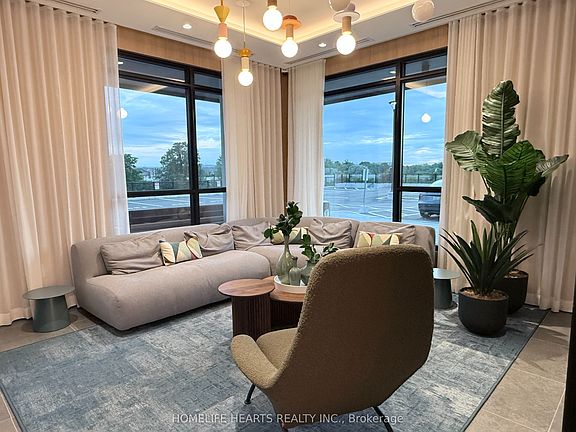 4th image of 740 Whitlock Ave #816