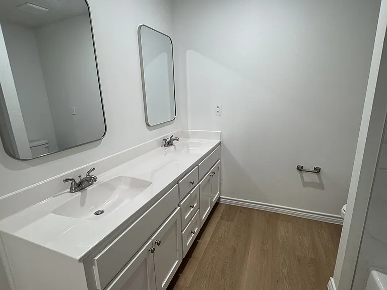 423 E Beeline Ln — Photo 16