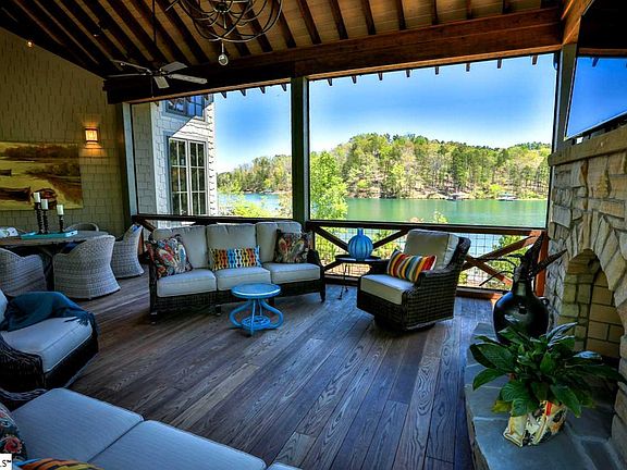 4th image of 134 Bright Water Trl #Penthouse 77b-1