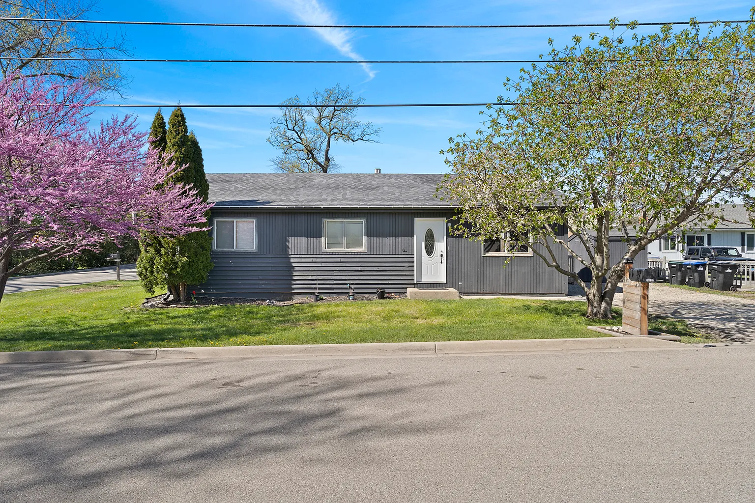 35269 N Nielsen Dr photo 1