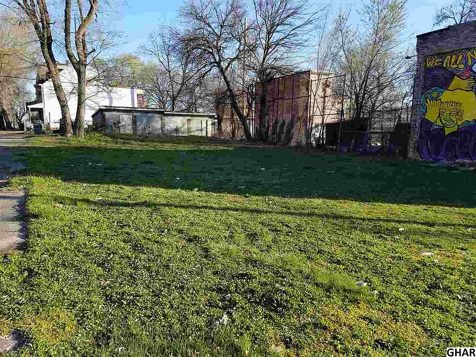 2nd image of 622 Maclay St