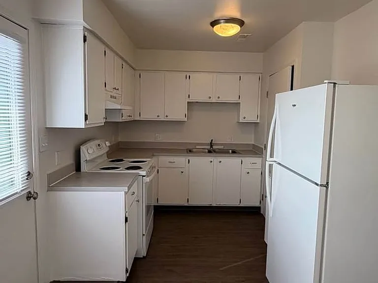 Jefferson Crossing Townhomes — Photo 47