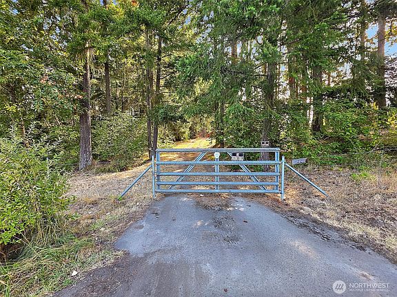 2nd image of 13441 Vail Road SE