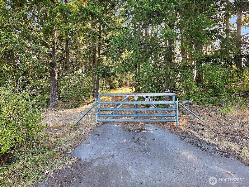 2nd image of 13441 Vail Road SE