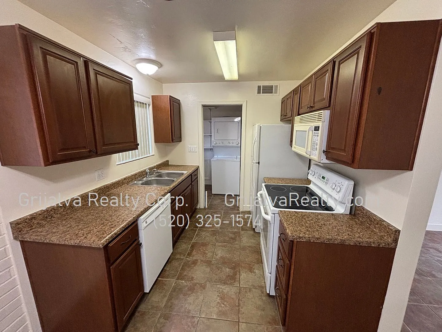4347 Bellevue — Photo 4