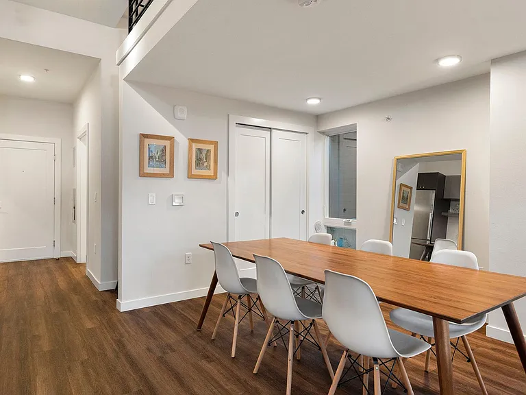 308 N 68th St #101 — Photo 16