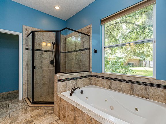 5th image of 8190 Kilkelly Ln S