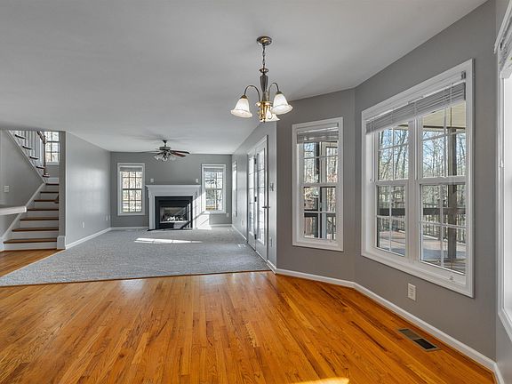 5th image of 634 Jefferson Dr