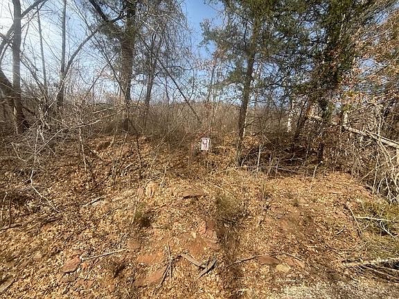 4th image of TRACT 5 Whiteoak Rd E