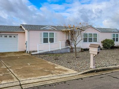 483 Highland Vista Ln, Roseburg, OR, 97471