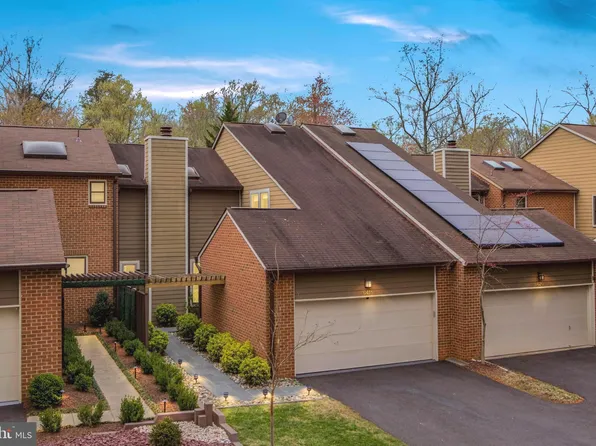 6418 Wishbone Ter, Cabin John, MD 20818